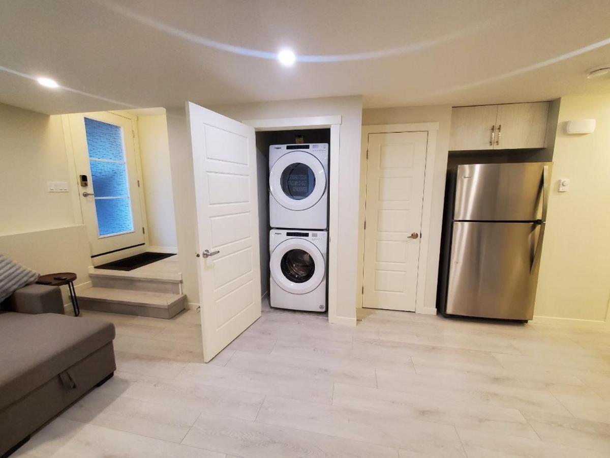 Ferienwohnung Cozy Rockland Park Unit+Parking YYC Exterior foto