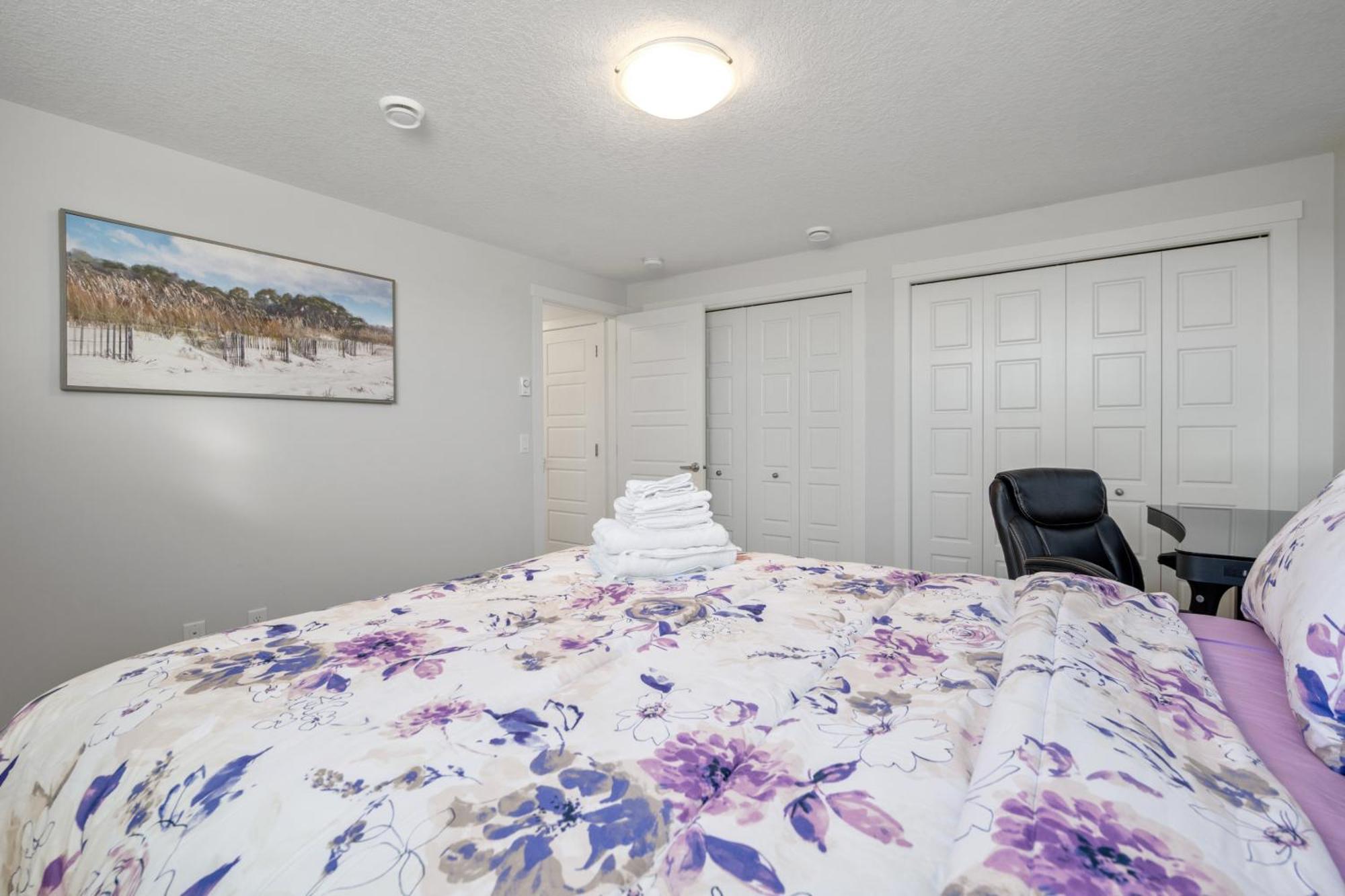 Ferienwohnung Cozy Rockland Park Unit+Parking YYC Exterior foto